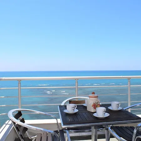 Sweet By The Sea - 060